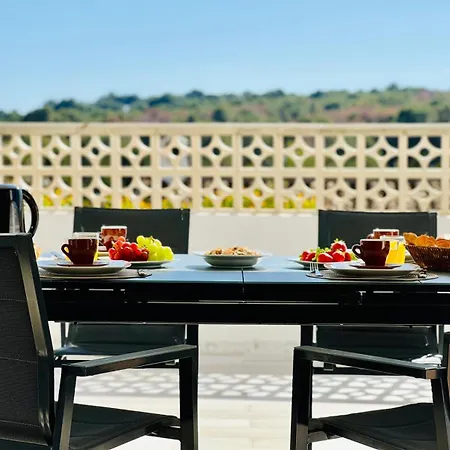 Casa Laura By Sun & Sea Homes *